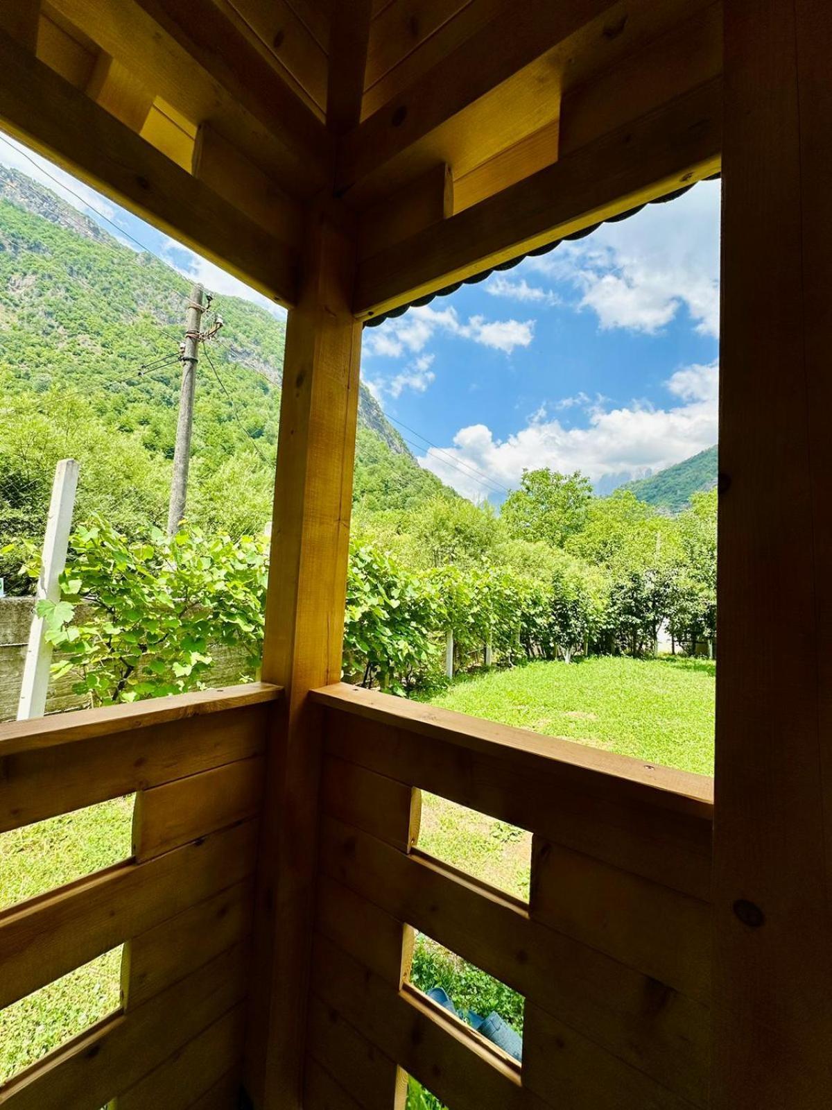 Mountain Oasis Ξενοδοχείο Βαλμπόνα Εξωτερικό φωτογραφία